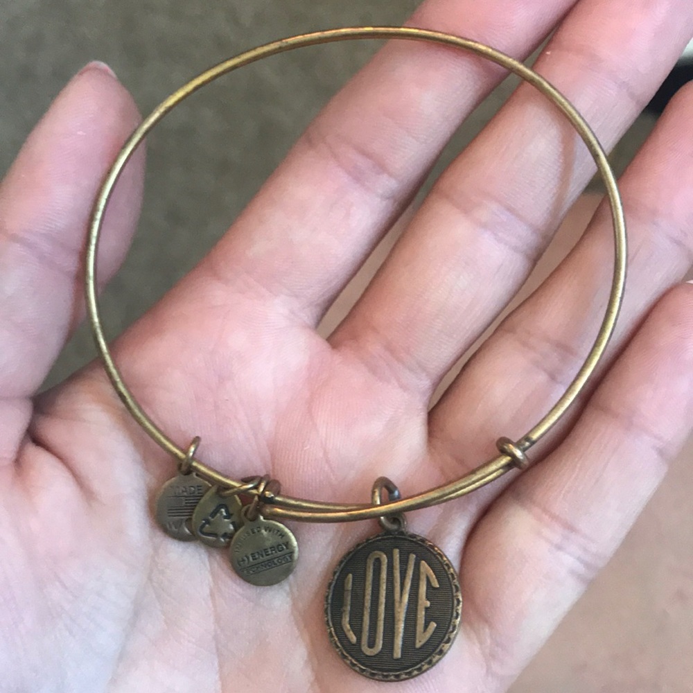 alex and ani bracelet